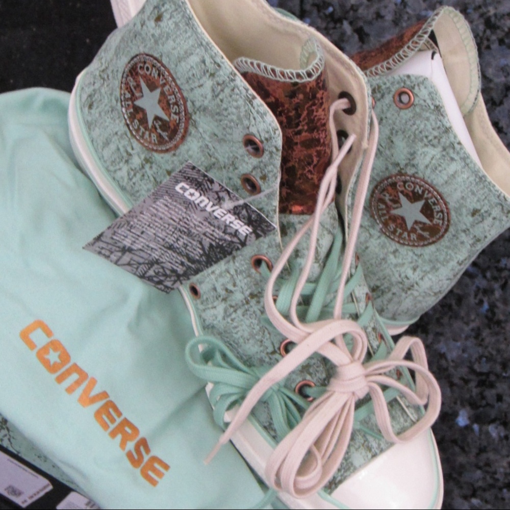 Converse Chuck Taylor 70 Hi-Top (LIMITED EDITION) - Picture 5 of 5